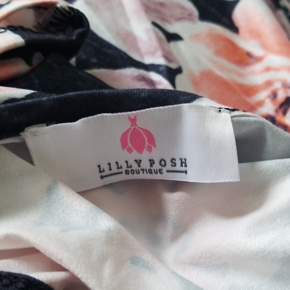 Psss I have POCKETS 💗 - Picture 4 of 5